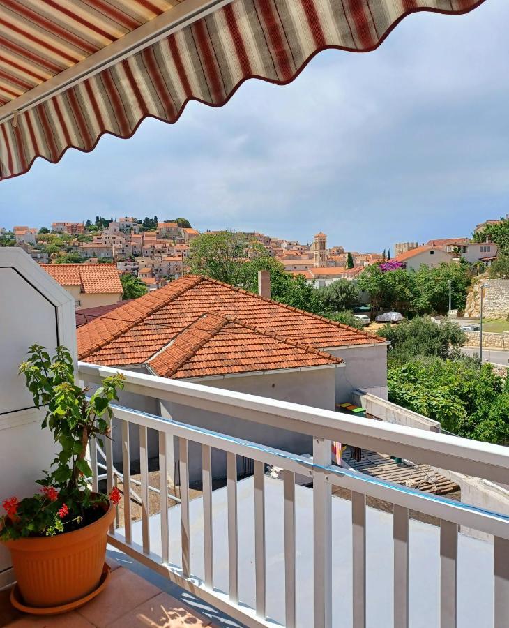 Rooms & Apartments Dolac Hvar Town Zewnętrze zdjęcie