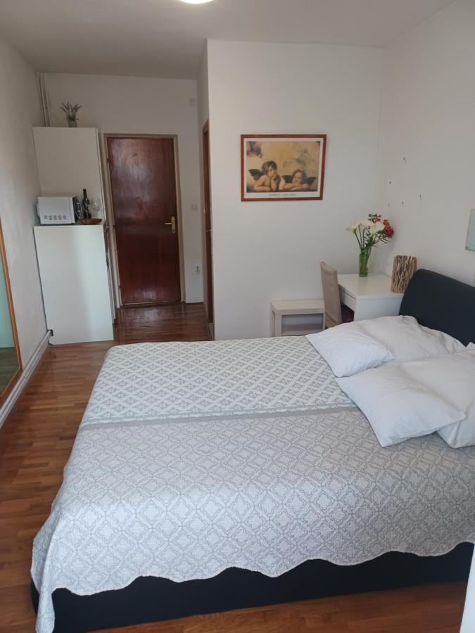 Rooms & Apartments Dolac Hvar Town Zewnętrze zdjęcie
